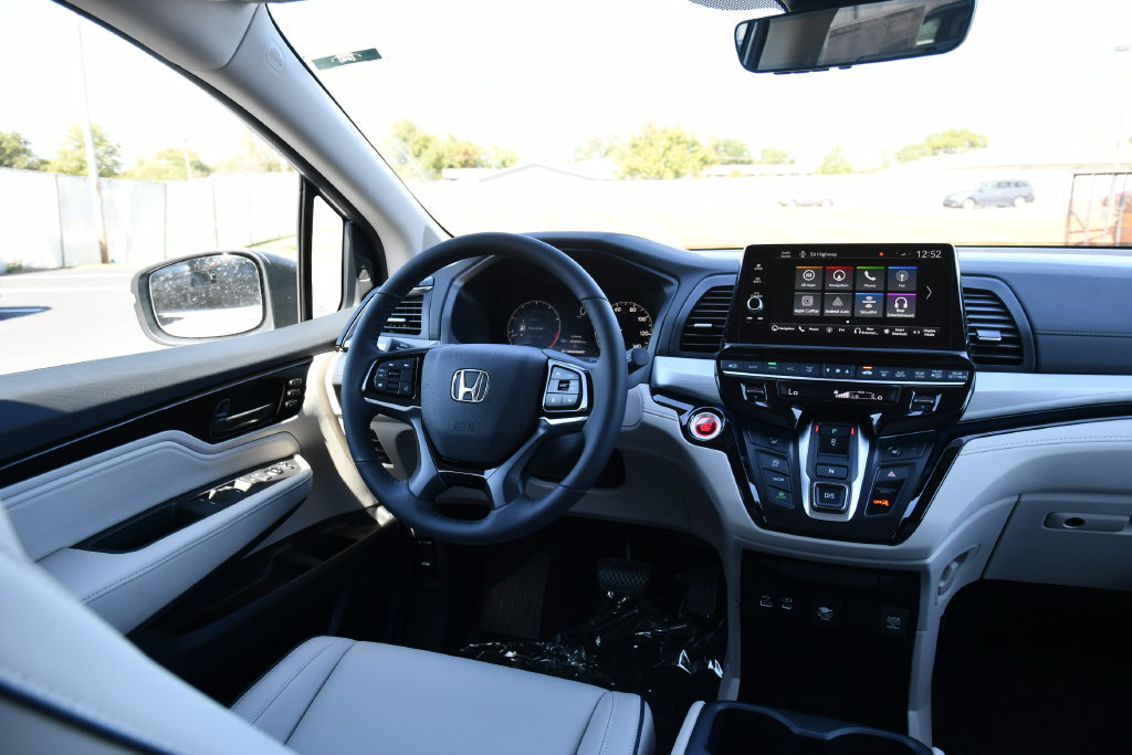 New 2027 Honda Odyssey Touring image 22