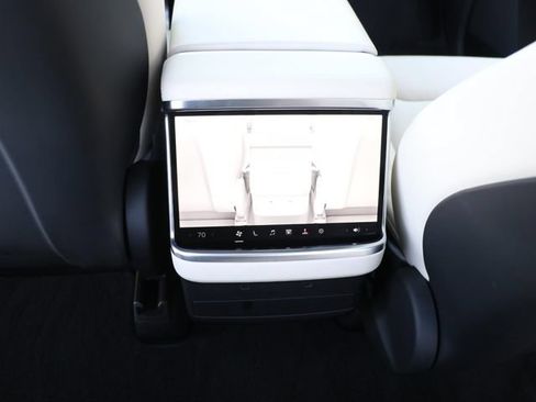 Used 2023 Tesla Model X AWD/4WD image 16