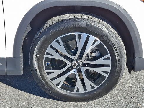 Used 2026 Mercedes-Benz GLA 250 4MATIC image 8