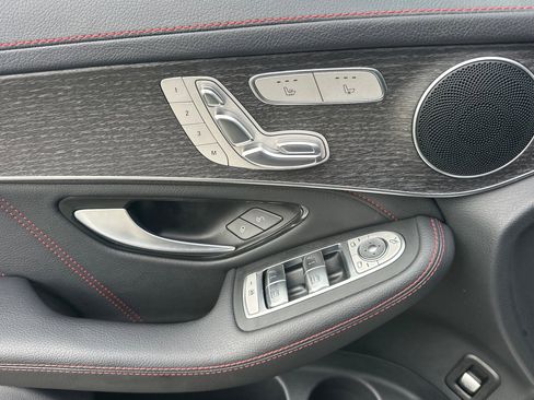 Certified 2022 Mercedes-Benz GLC 43 AMG 4MATIC image 11