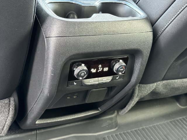 New 2026 Chevrolet Traverse High Country w/ LPO, Floor Liner Package FWD image 17