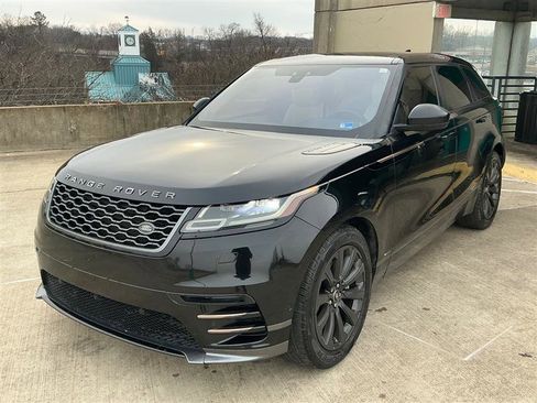 Used 2018 Land Rover Range Rover Velar R-Dynamic SE image 10
