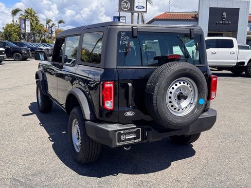 New 2026 Ford Bronco 4-Door AWD/4WD image 10