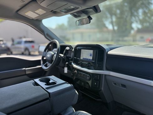 Used 2021 Ford F150 XLT AWD/4WD image 24
