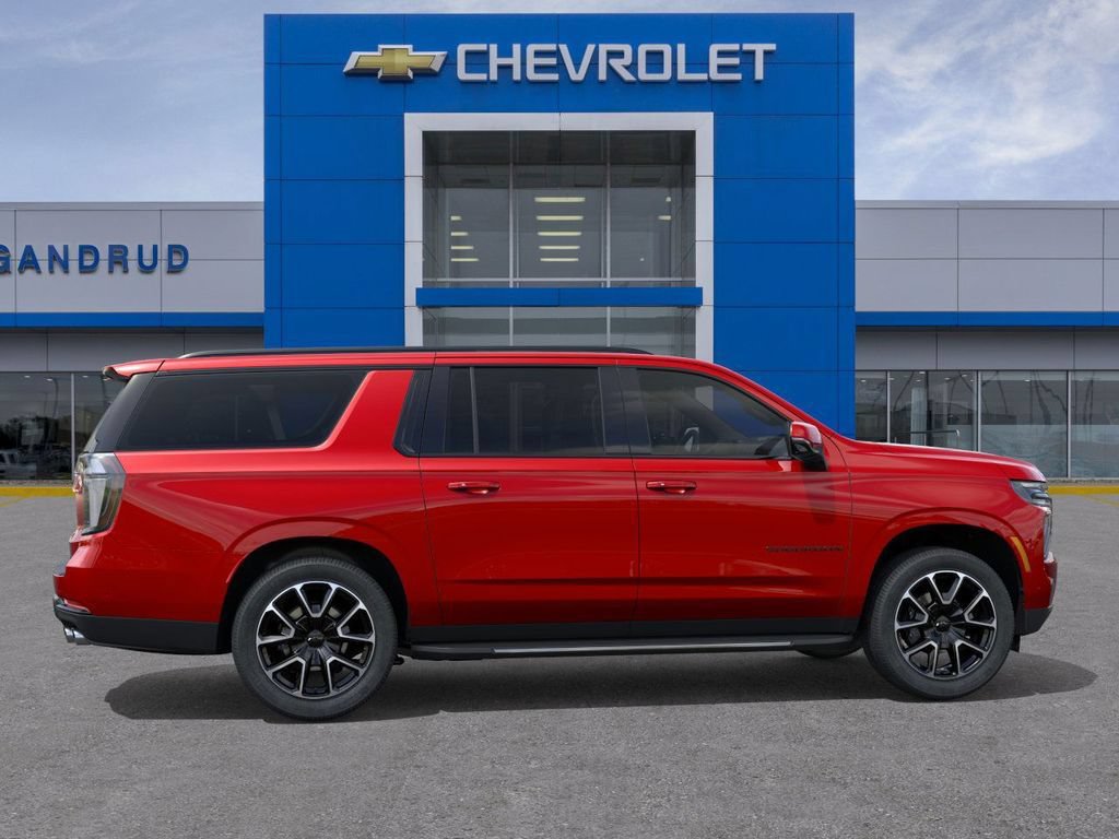 New 2026 Chevrolet Suburban RST w/ Comfort Package AWD/4WD image 5