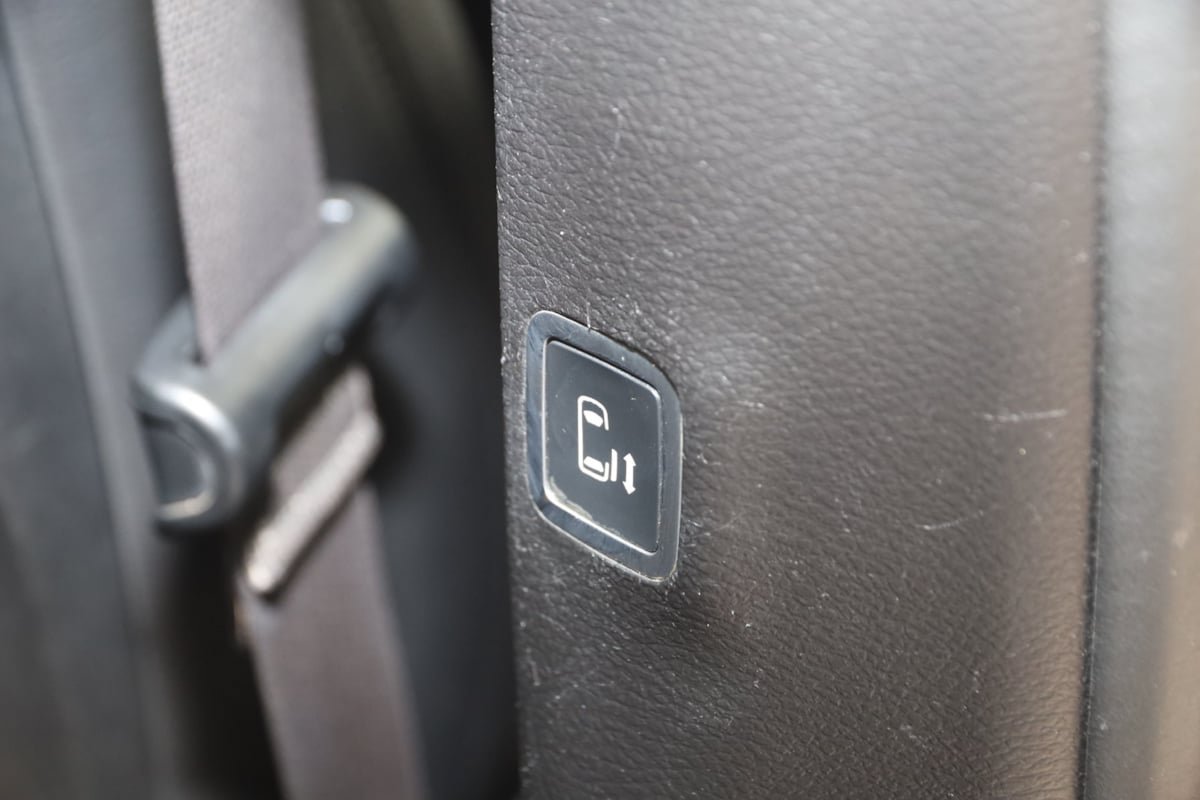 Used 2019 Chrysler Pacifica Touring-L Plus w/ S Appearance Package FWD image 16