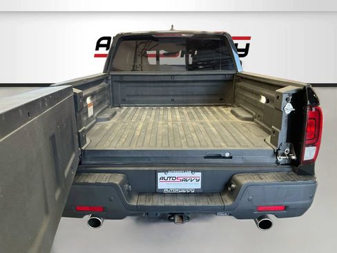Used 2024 Honda Ridgeline Black Edition image 28
