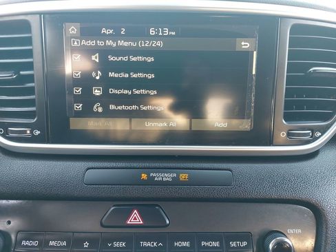 Used 2021 Kia Sportage LX image 19