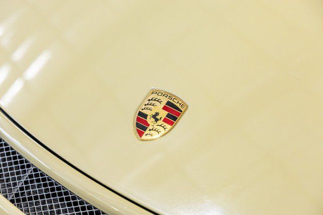 Used 2018 Porsche 911 GT3 RWD image 11