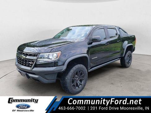 Used 2019 Chevrolet Colorado ZR2 w/ ZR2 Midnight Special Edition AWD/4WD image 1