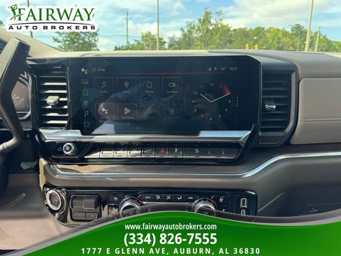 Used 2024 GMC Sierra 2500 SLT w/ SLT Premium Package AWD/4WD image 22