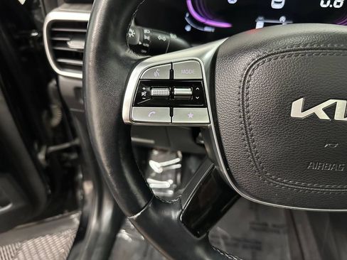 Used 2024 Kia Telluride EX w/ EX Captain's Chair Package AWD/4WD image 15