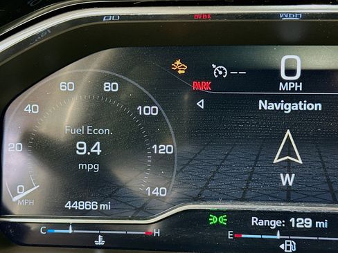 Used 2022 GMC Sierra 1500 SLT w/ X31 Off-Road Package image 18