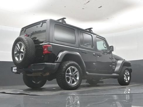 Used 2018 Jeep Wrangler Unlimited Sahara w/ Uconnect 4C Nav & Sound Group AWD/4WD image 52