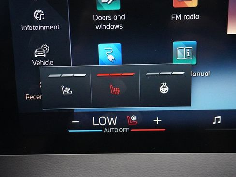 Used 2024 BMW iX xDrive50 w/ Premium Package image 65