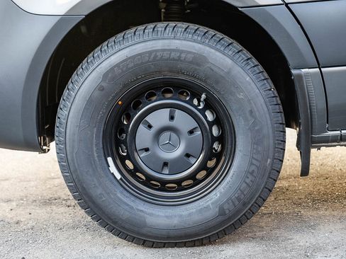 New 2026 Mercedes-Benz Sprinter 2500 image 9