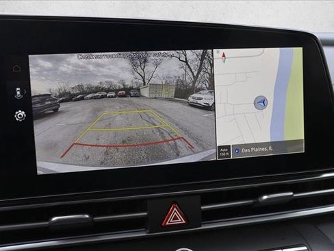 New 2025 Hyundai Elantra SEL image 19