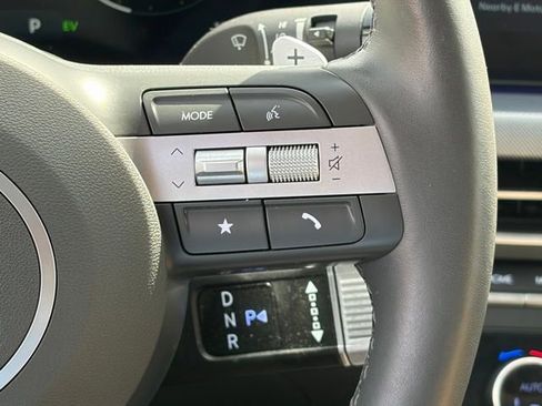 Used 2024 Hyundai Sonata Limited image 23