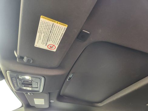 Used 2021 Chevrolet Silverado 3500 High Country image 27