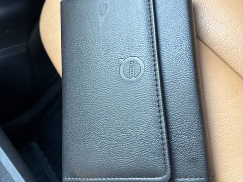 Used 2018 Volvo XC90 T6 Momentum w/ Convenience Package image 22