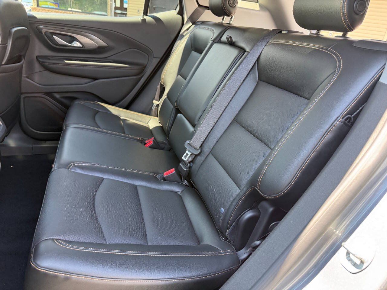 Used 2020 GMC Terrain SLT w/ Preferred Package AWD/4WD image 24