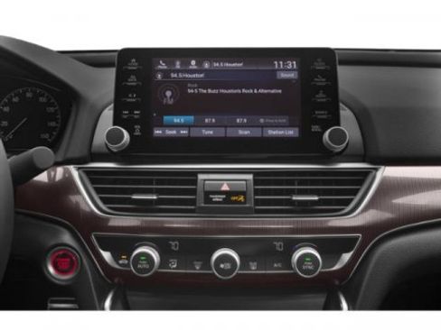 Used 2018 Honda Accord Sport image 10