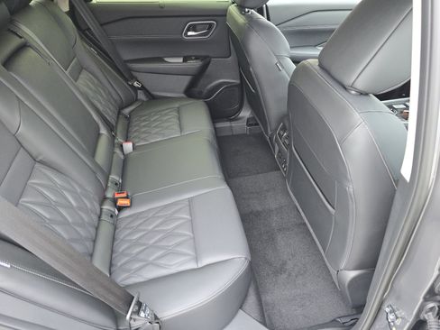 New 2026 Nissan Rogue Platinum image 26