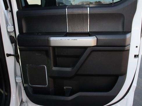 Certified 2020 Ford F350 Lariat w/ Lariat Value Package image 26