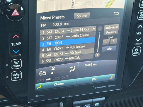 Certified 2021 Toyota Prius Prime XLE image 17