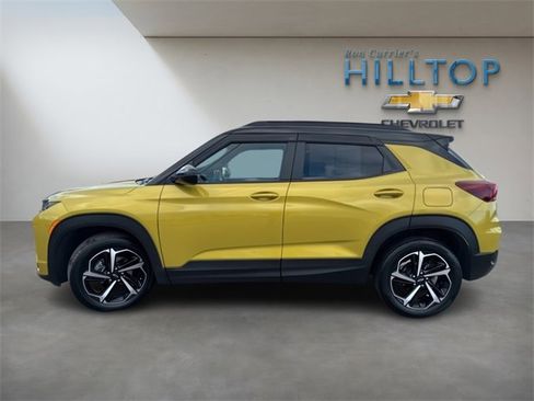 Used 2023 Chevrolet TrailBlazer RS w/ Sun and Liftgate Package image 10