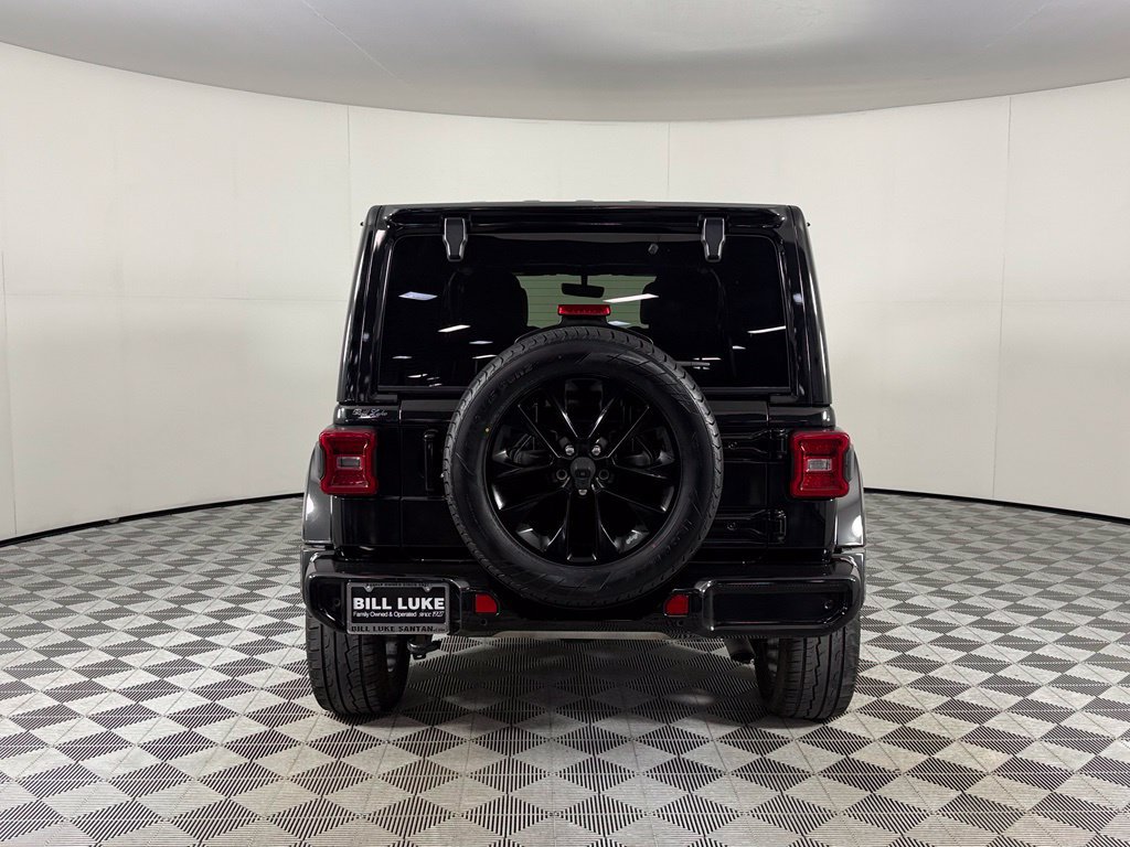 Used 2021 Jeep Wrangler Unlimited Sahara AWD/4WD image 7
