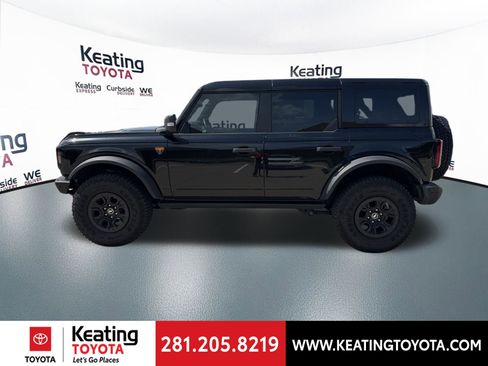 Used 2025 Ford Bronco Badlands image 4