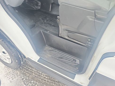 Used 2017 Ford Transit 250 130 Low Roof image 19