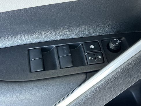 New 2026 Toyota Corolla Cross L image 11