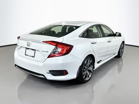 Used 2019 Honda Civic Touring image 7