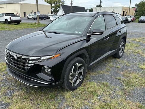 Used 2022 Hyundai Tucson Limited w/ Cargo Package AWD/4WD image 4