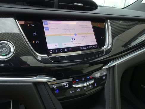 Used 2023 Cadillac XT6 Sport w/ Technology Package AWD/4WD image 20