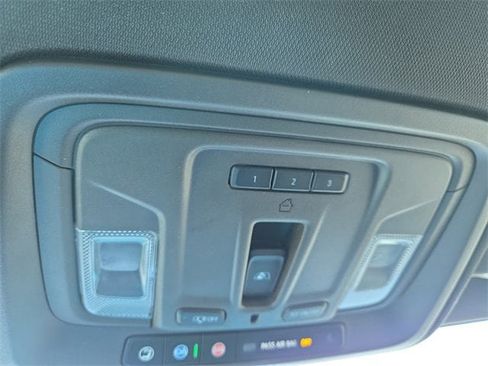 Used 2021 GMC Sierra 1500 SLT image 28