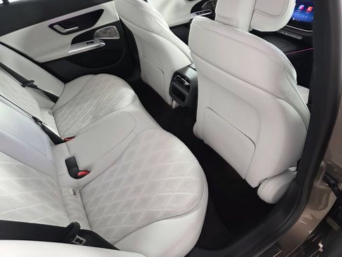 Certified 2025 Mercedes-Benz E 450 4MATIC Sedan image 26