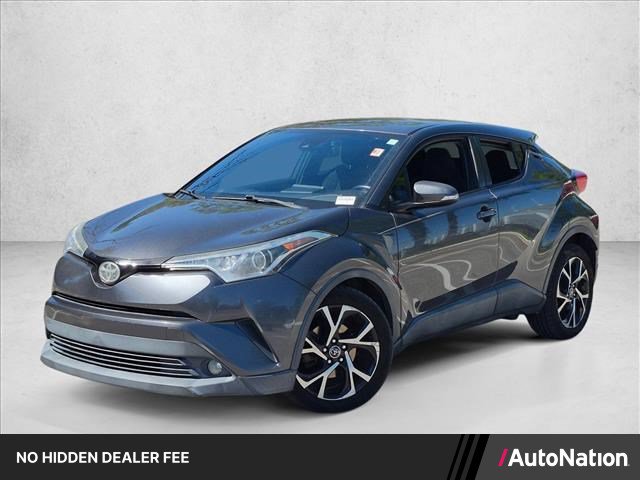 Used 2018 Toyota C-HR XLE FWD image 1