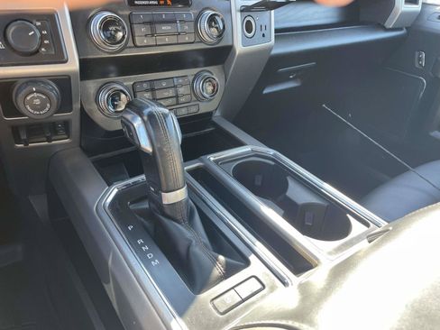 Used 2020 Ford F150 Platinum w/ Equipment Group 701A Luxury AWD/4WD image 30