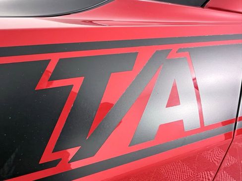 Used 2014 Dodge Challenger R/T image 28