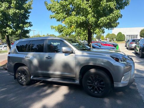 Certified 2023 Lexus GX 460 Premium w/ Premium Package AWD/4WD image 10