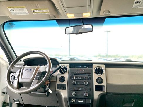 Used 2010 Ford F150 XLT image 18
