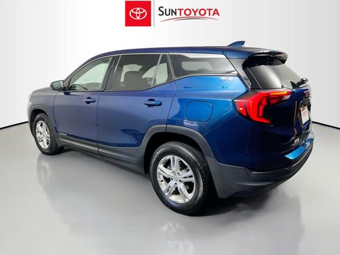 Used 2020 GMC Terrain SLE image 6