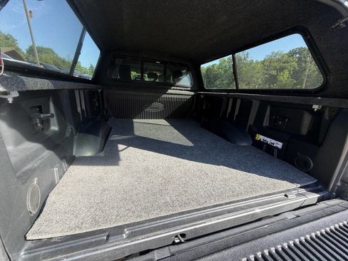 Used 2022 Ford F250 XLT w/ XLT Premium Package AWD/4WD image 9