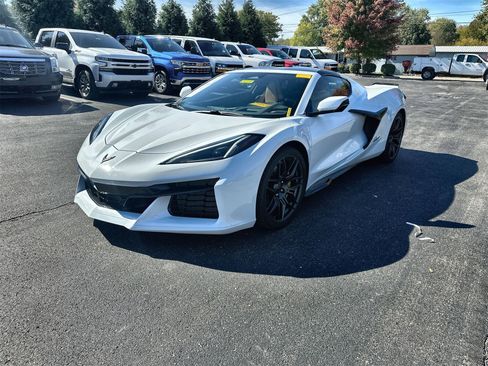 Used 2024 Chevrolet Corvette Z06 w/ Stealth Interior Trim Package image 4