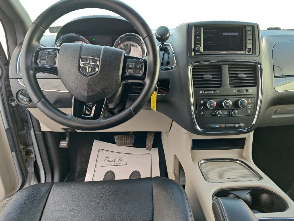 Used 2018 Dodge Grand Caravan SXT FWD image 10