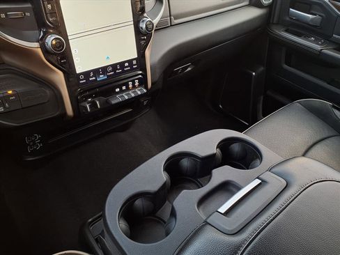 Used 2024 RAM 2500 Laramie w/ Safety Group image 10