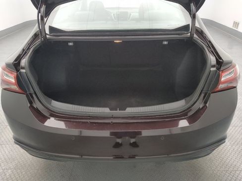 Used 2020 Chevrolet Malibu LT FWD image 29